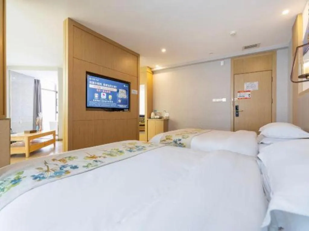 Bed in VX Dali Erhai Park Seascape Hotel