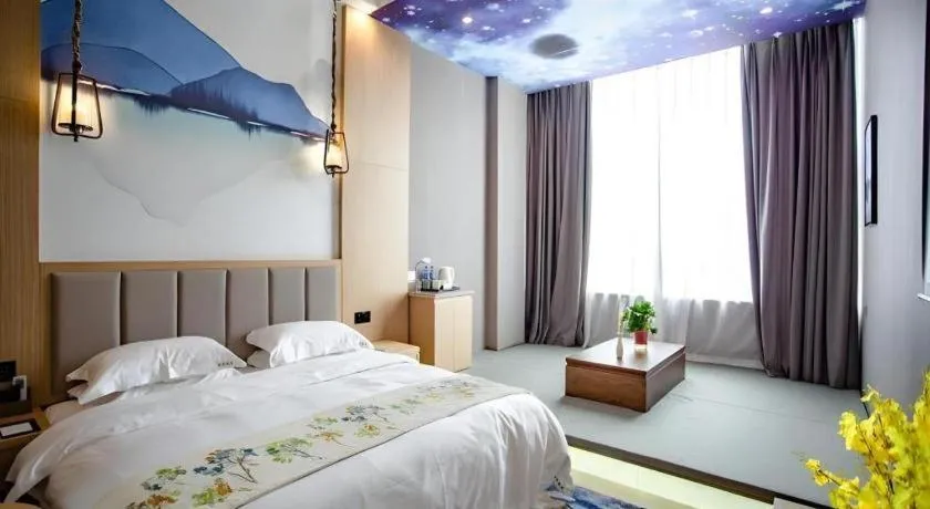 Bed in VX Dali Erhai Park Seascape Hotel