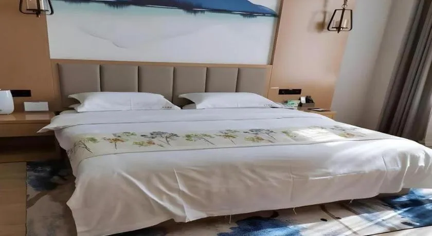 Bed in VX Dali Erhai Park Seascape Hotel