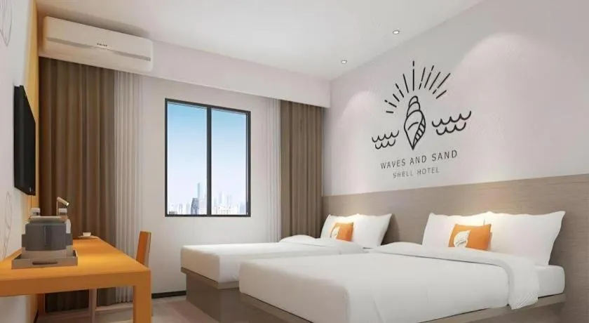 Bed in GreenTree Inn Chongqing Longhu Times Tianjie Xietaizi Metro Station