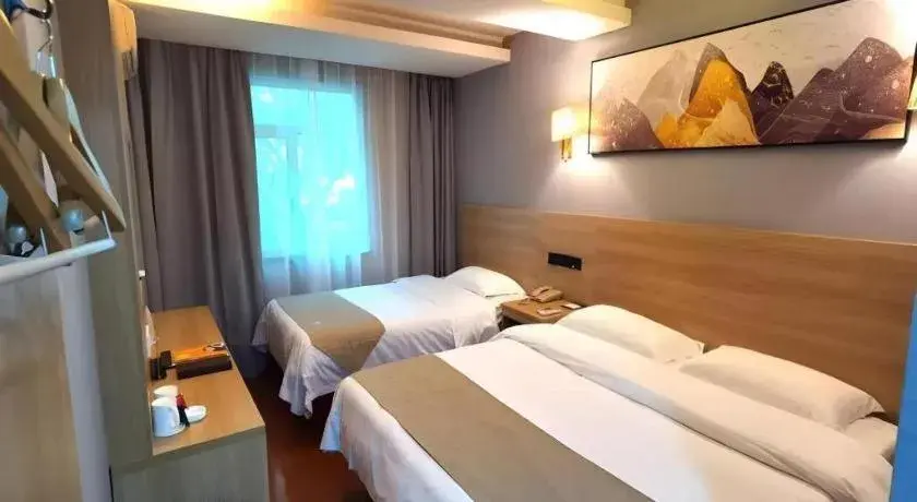 Bed in GreenTree Inn Chongqing Longhu Times Tianjie Xietaizi Metro Station Bed in GreenTree Inn Chongqing Longhu Times Tianjie Xietaizi Metro Station