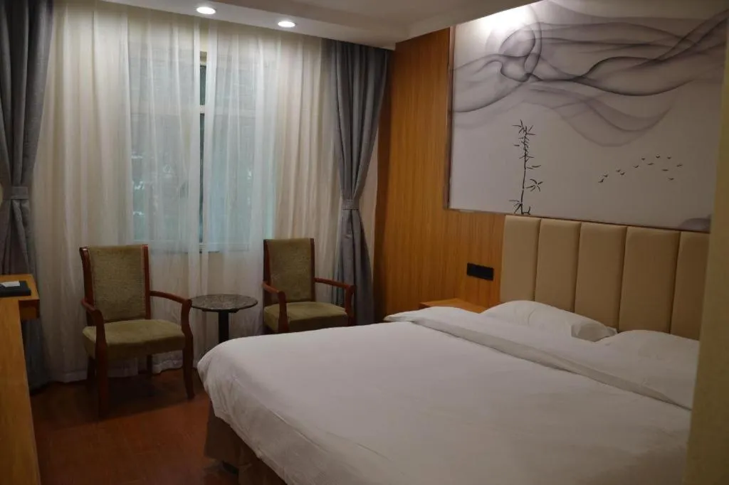 Bed in GreenTree Inn Chongqing Longhu Times Tianjie Xietaizi Metro Station