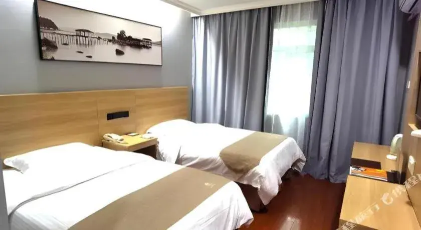 Bed in GreenTree Inn Chongqing Longhu Times Tianjie Xietaizi Metro Station Bed in GreenTree Inn Chongqing Longhu Times Tianjie Xietaizi Metro Station
