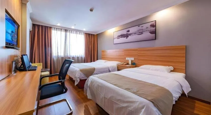 Bed in GreenTree Inn Chongqing Longhu Times Tianjie Xietaizi Metro Station