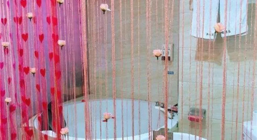 Shell Ganzhou Central Theme Hotel