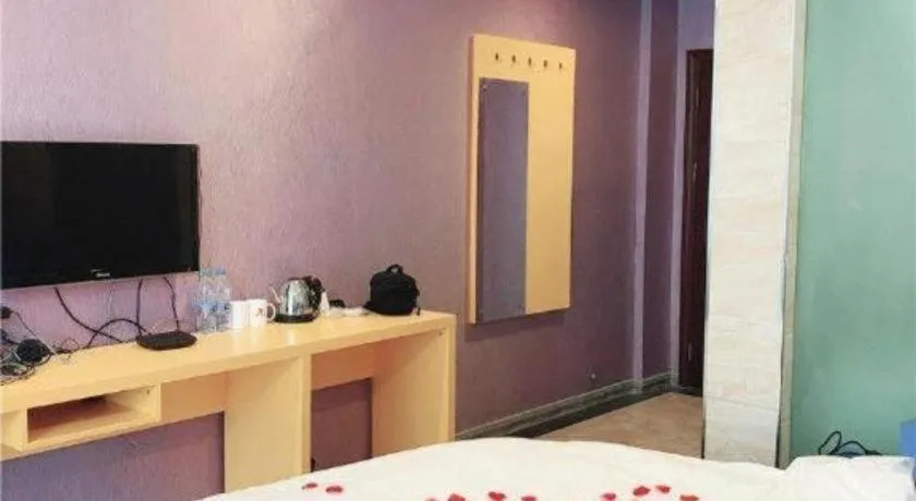 Shell Ganzhou Central Theme Hotel