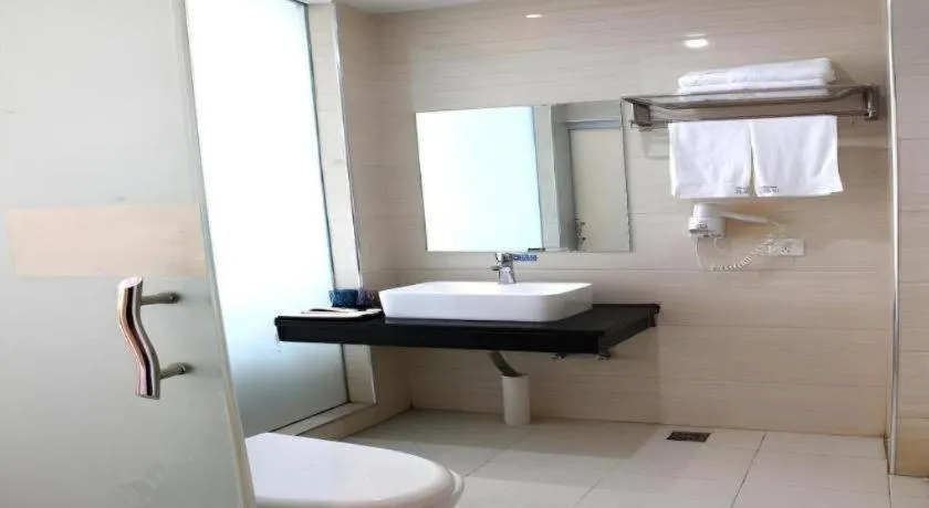 Shell Ganzhou Central Theme Hotel