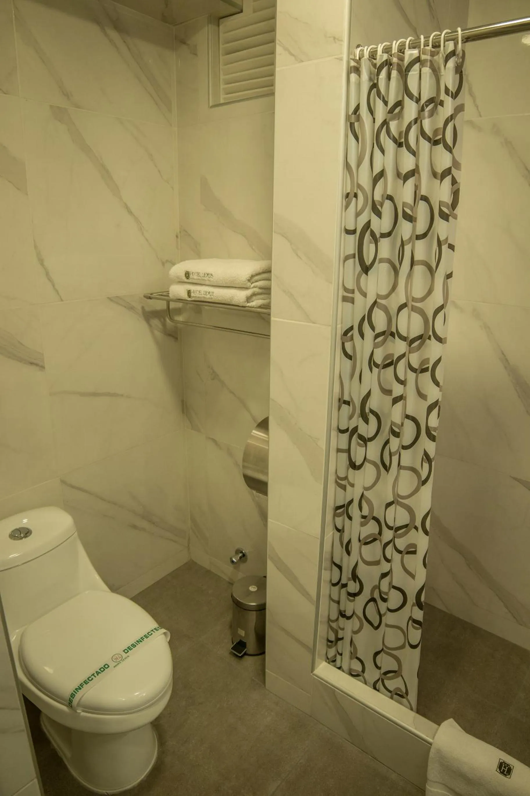 Toilet in Hotel Lexus