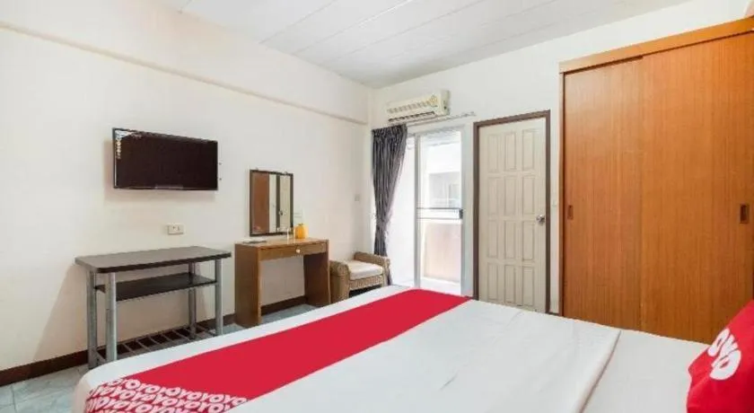 Bed in OYO 519 B Min Airport