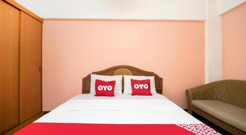 Bed in OYO 519 B Min Airport