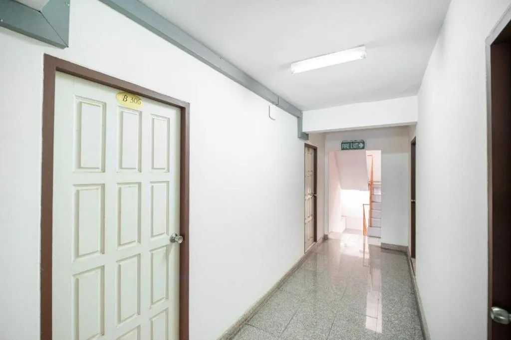 OYO 519 B Min Airport