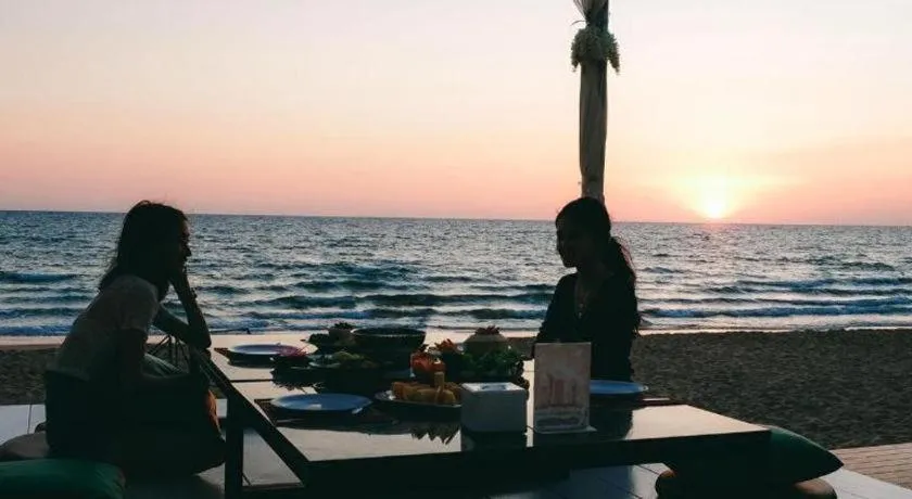 Rattana Pura Beach Resort