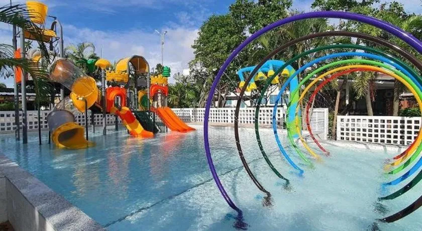 Rattana Pura Beach Resort