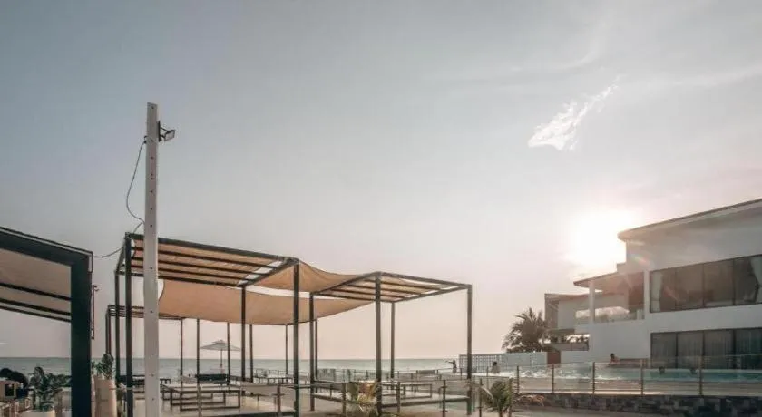 Rattana Pura Beach Resort