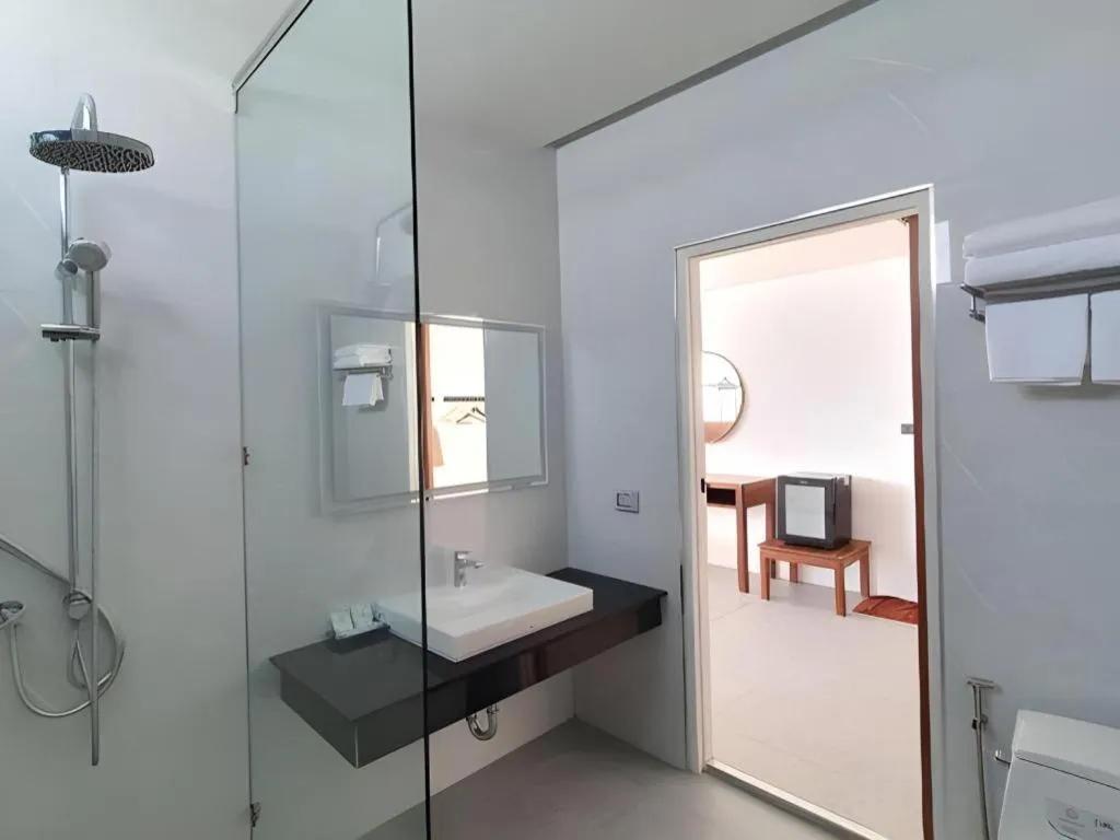 Rattana Pura Beach Resort