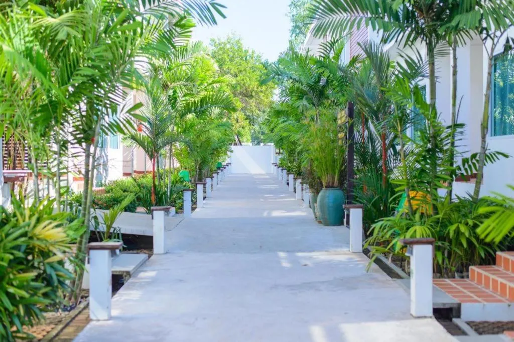 Rattana Pura Beach Resort