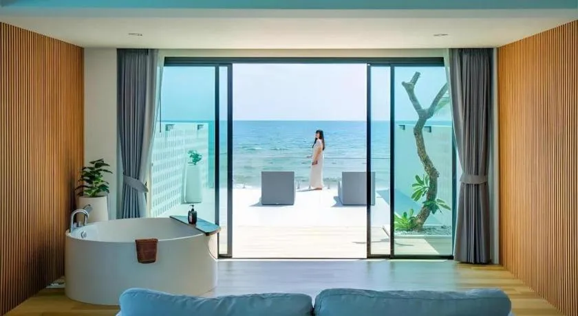 Rattana Pura Beach Resort