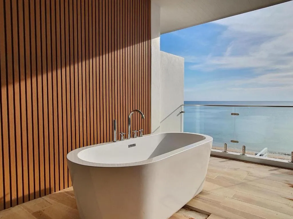 Rattana Pura Beach Resort