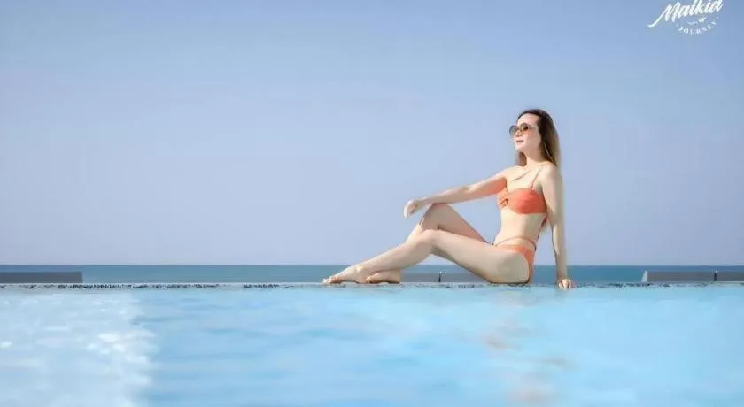 Rattana Pura Beach Resort