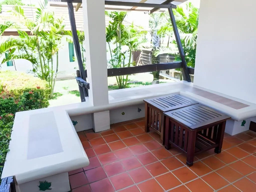 Rattana Pura Beach Resort