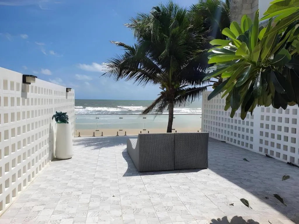 Rattana Pura Beach Resort