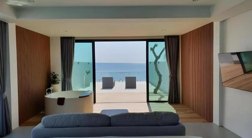 Rattana Pura Beach Resort