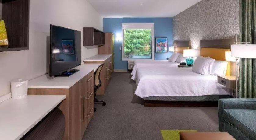 Bed in Home2 Suites by Hilton Raynham Taunton