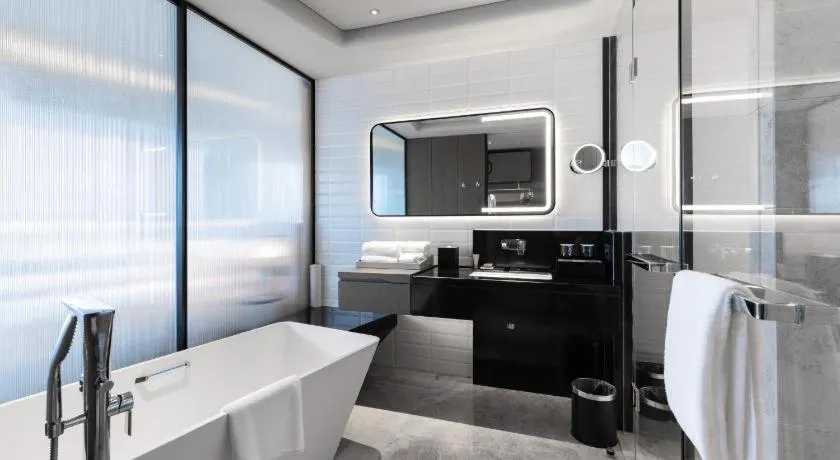 Crowne Plaza Shenzhen WECC