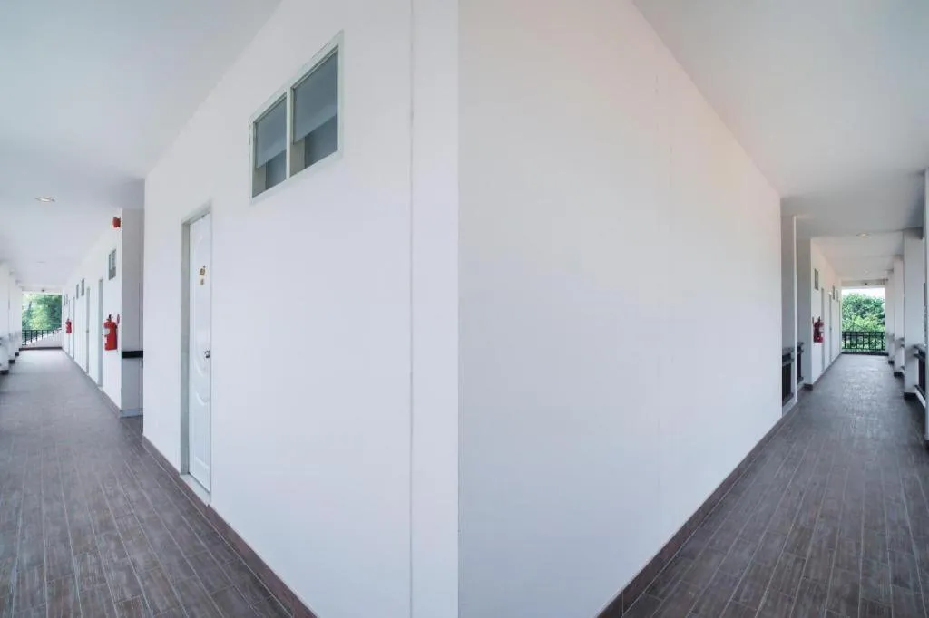 Super OYO 662 Malee Bunga Hotel