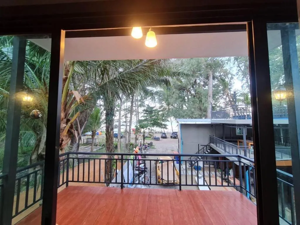 Hat yao Seaview Beach Room