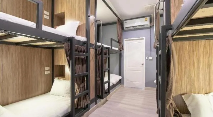 Bed in OYO 726 Sookjai Cafe and Hostel