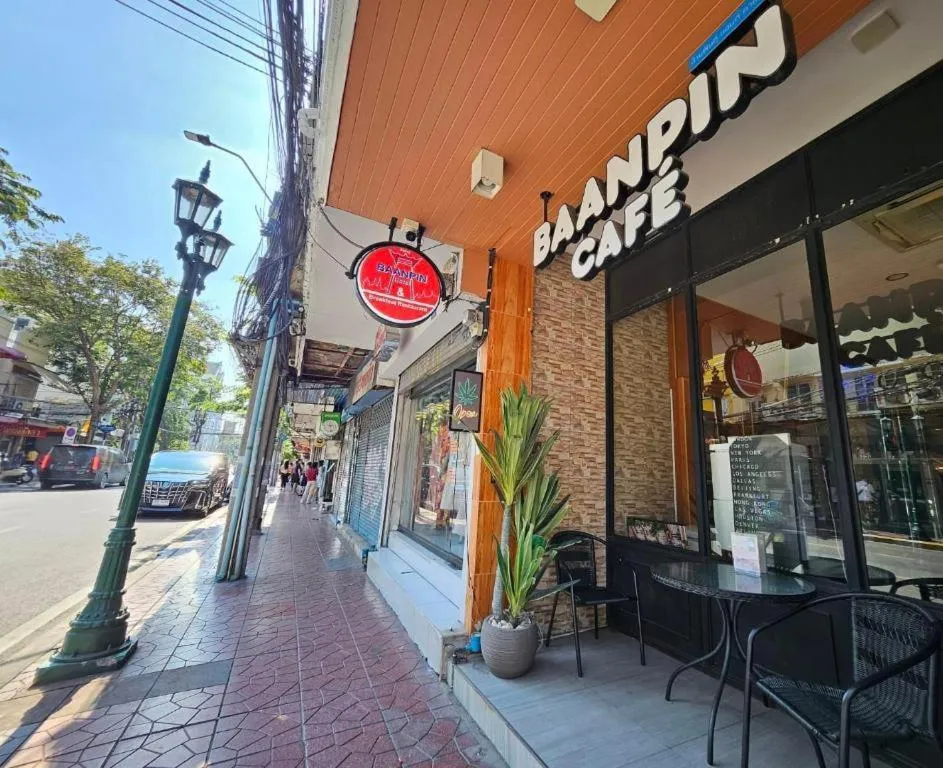 Baanpin Hotel