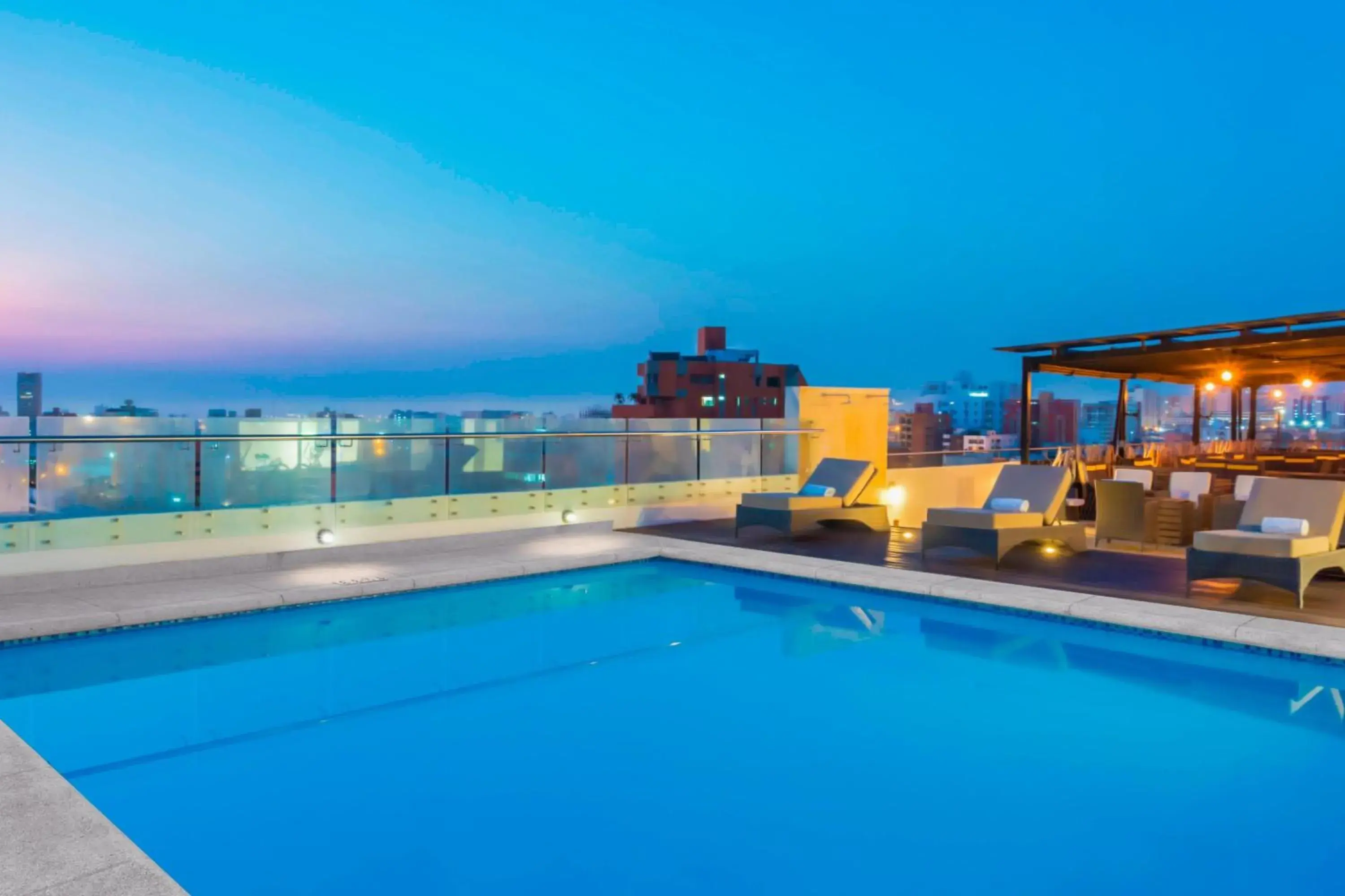 Swimming pool in Four Points by Sheraton Barranquilla Swimming pool in Four Points by Sheraton Barranquilla