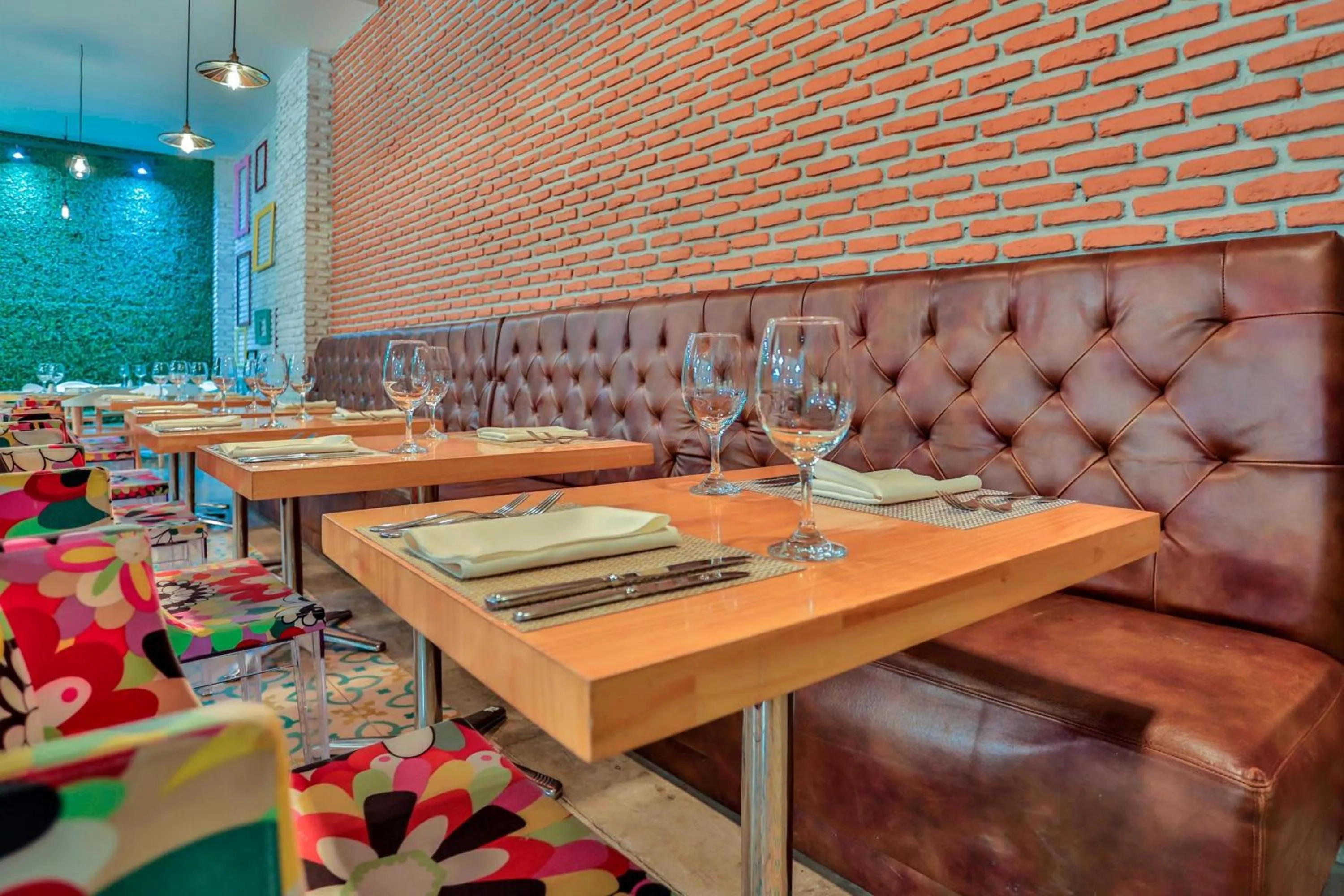 Restaurant/places to eat in Four Points by Sheraton Barranquilla