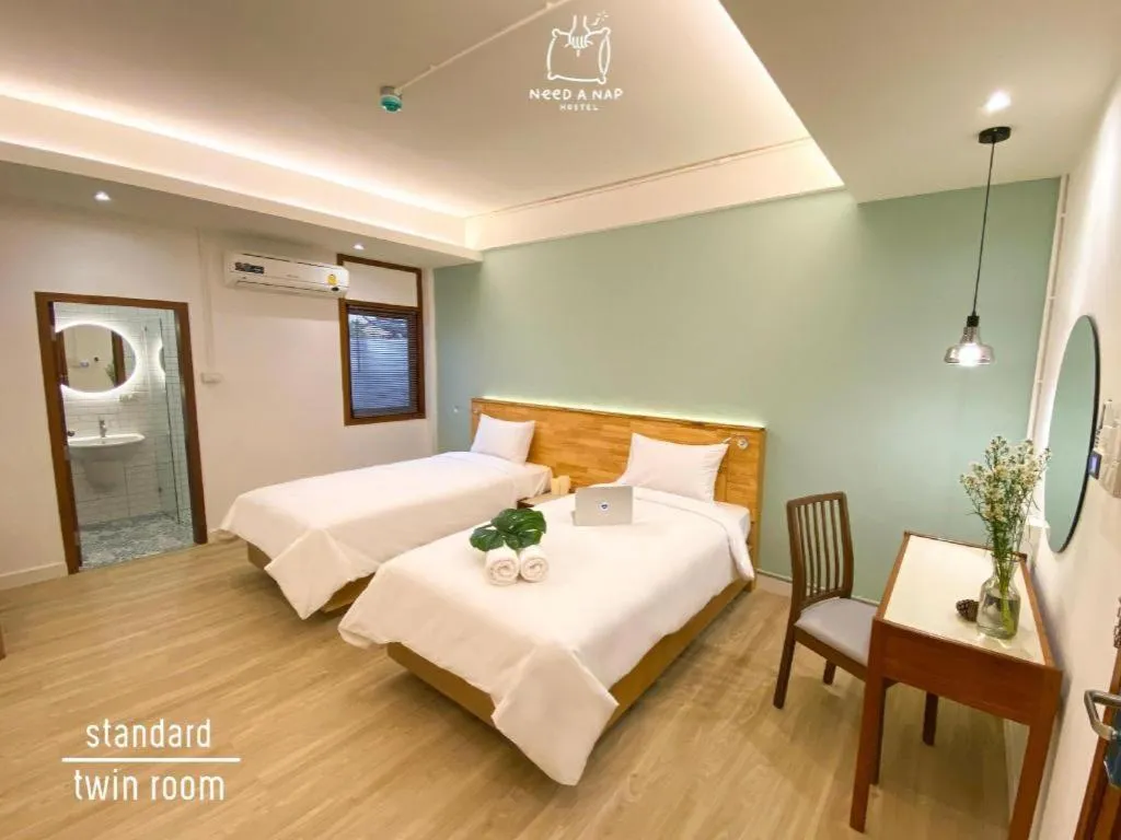Bed in Need a Nap Hostel Phrae