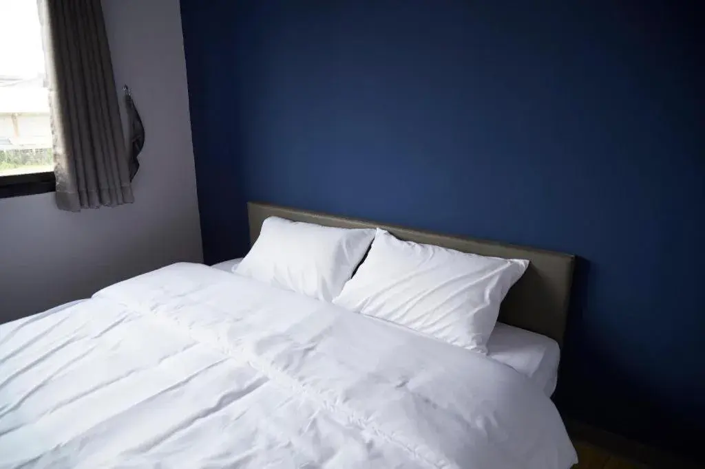 Bed in Blue 26 Bed in Blue 26