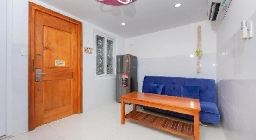 OYO 1028 Flower House Apartment