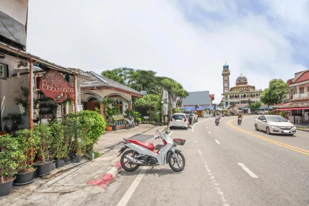 OYO 885 You And Me House