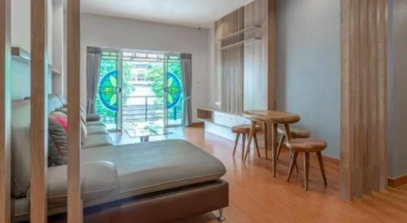 Bed in OYO 885 You And Me House