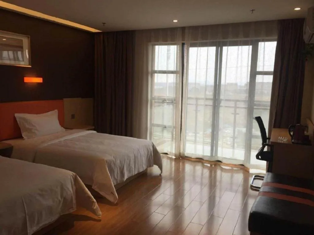 Bed in 7 Days Premium Nanjing Gaochun Beiling Road Branch