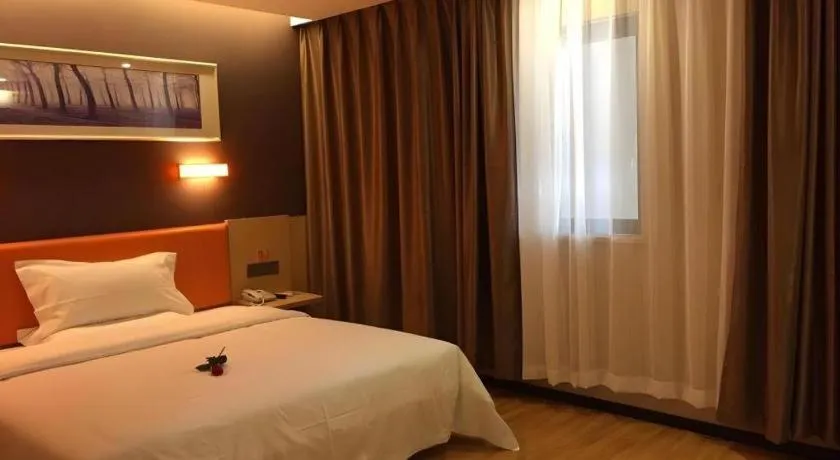 Bed in 7 Days Premium Nanjing Gaochun Beiling Road Branch