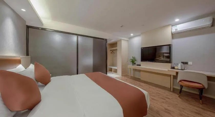 Bed in Gya Hotel Shanghai Long Distance Passenger Terminal Station