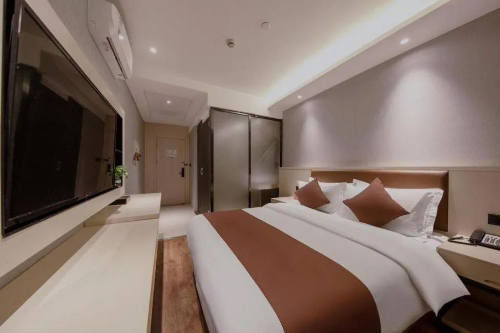 Bed in Gya Hotel Shanghai Long Distance Passenger Terminal Station