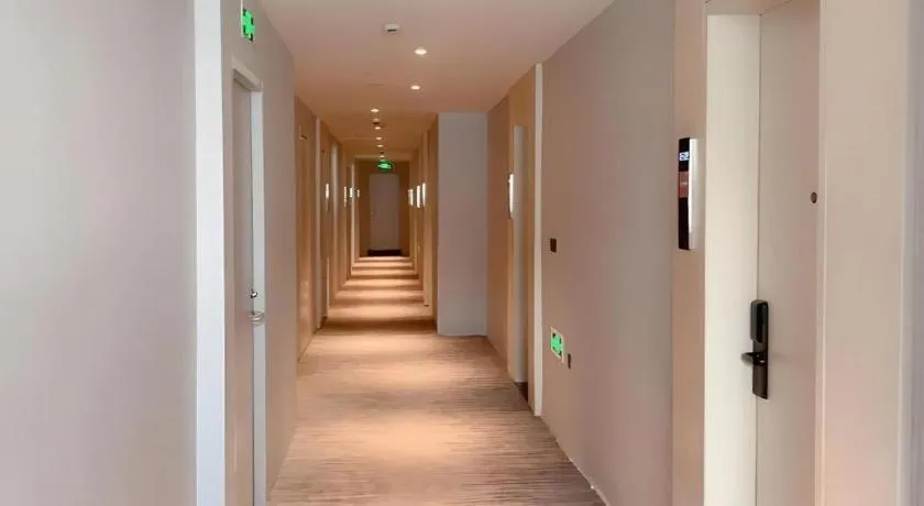 Gya Hotel Shanghai Long Distance Passenger Terminal Station