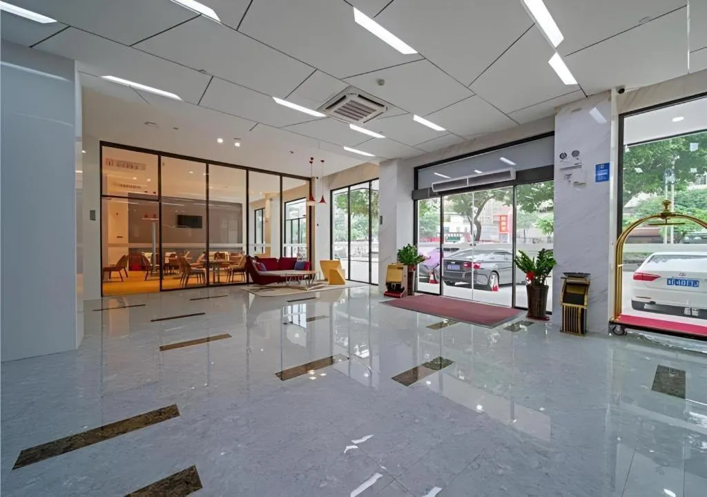 Borrman Hotel Zhaoqing Sihui Tianguangxu Jade City