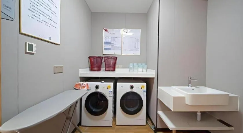 Borrman Hotel Zhaoqing Sihui Tianguangxu Jade City