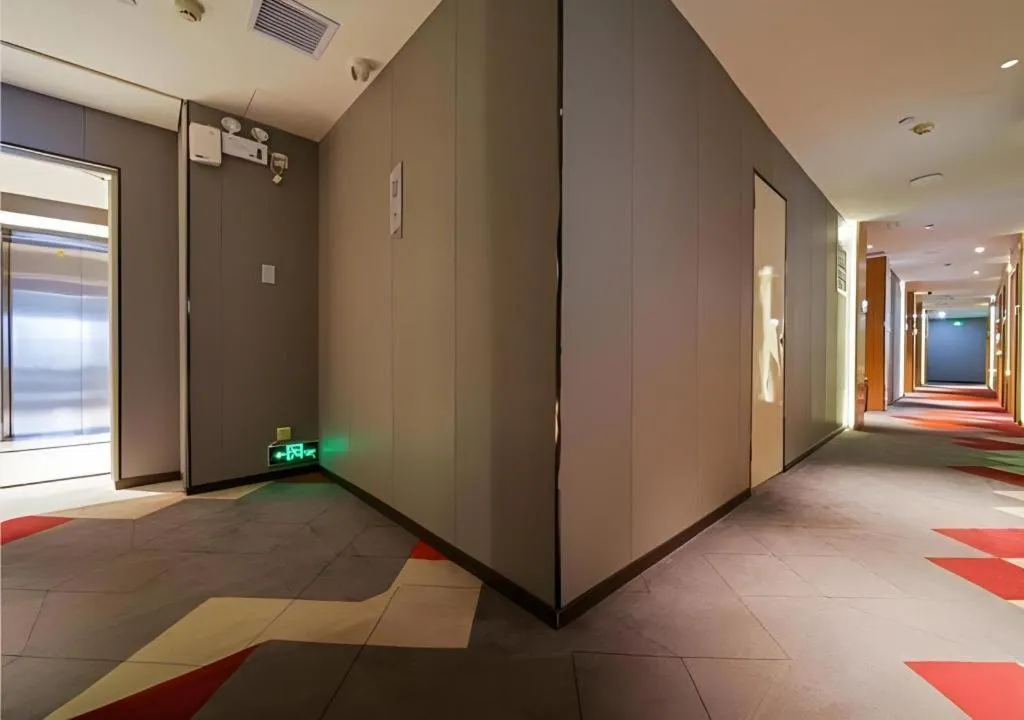 Borrman Hotel Zhaoqing Sihui Tianguangxu Jade City