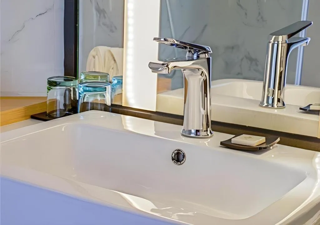 Borrman Hotel Zhaoqing Sihui Tianguangxu Jade City