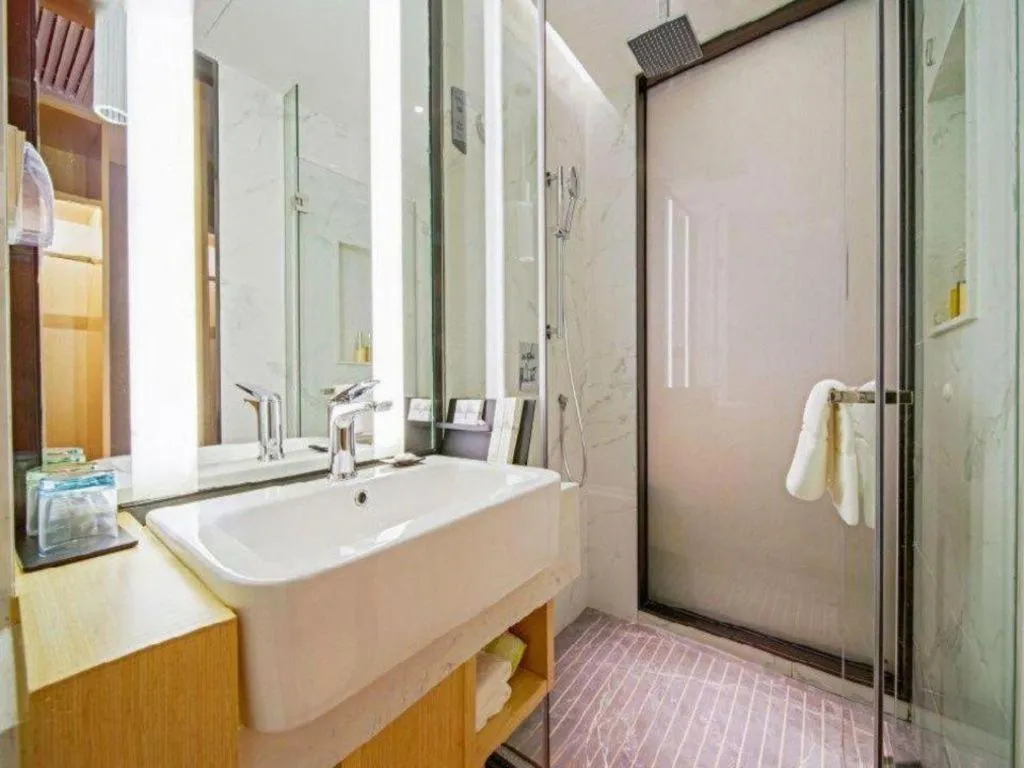 Borrman Hotel Zhaoqing Sihui Tianguangxu Jade City