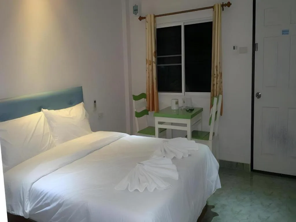 Bed in Wattana Hill Resort